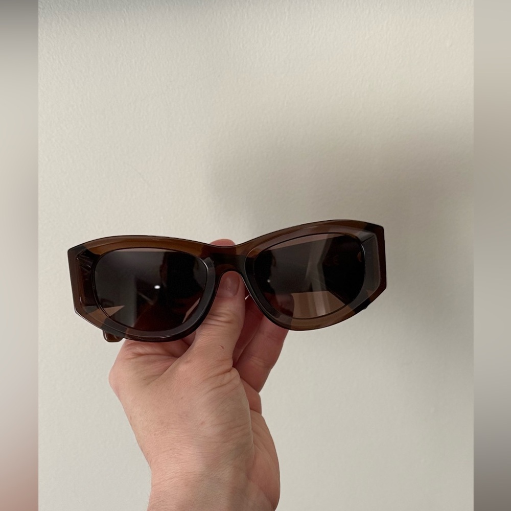 OTHER STORIES Stylish Brown Cat Sunglasses - Picture 7 of 7